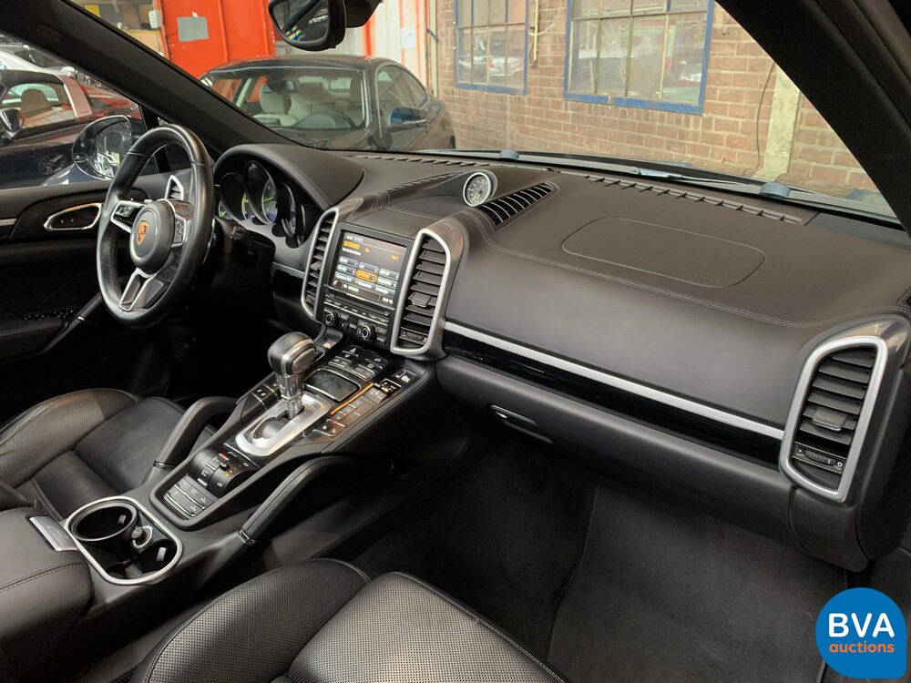 Porsche Cayenne S E-Hybrid 3.0 Sportchrono 416pk 2015 -Org NL-, HV-422-F.