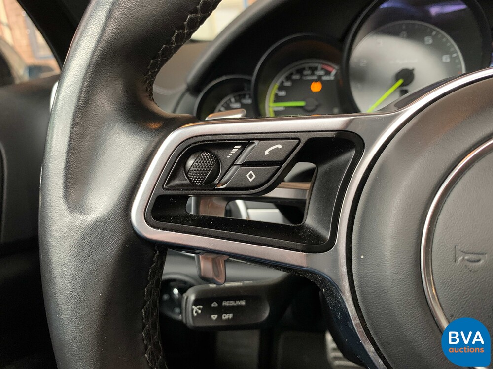Porsche Cayenne S E-Hybrid 3.0 Sportchrono 416pk 2015 -Org NL-, HV-422-F.