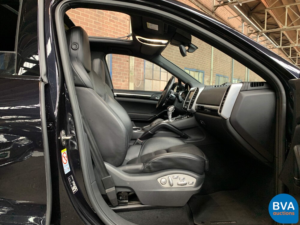 Porsche Cayenne S E-Hybrid 3.0 Sportchrono 416pk 2015 -Org NL-, HV-422-F.