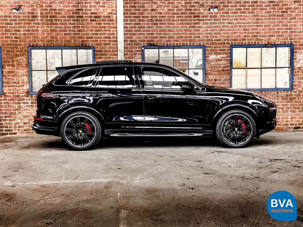 Porsche Cayenne S E-Hybrid 3.0 Sportchrono 416pk 2015 -Org NL-, HV-422-F.