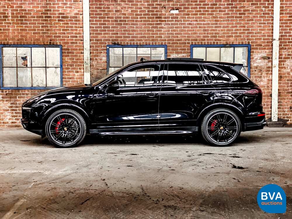 Porsche Cayenne S E-Hybrid 3.0 Sportchrono 416pk 2015 -Org NL-, HV-422-F.