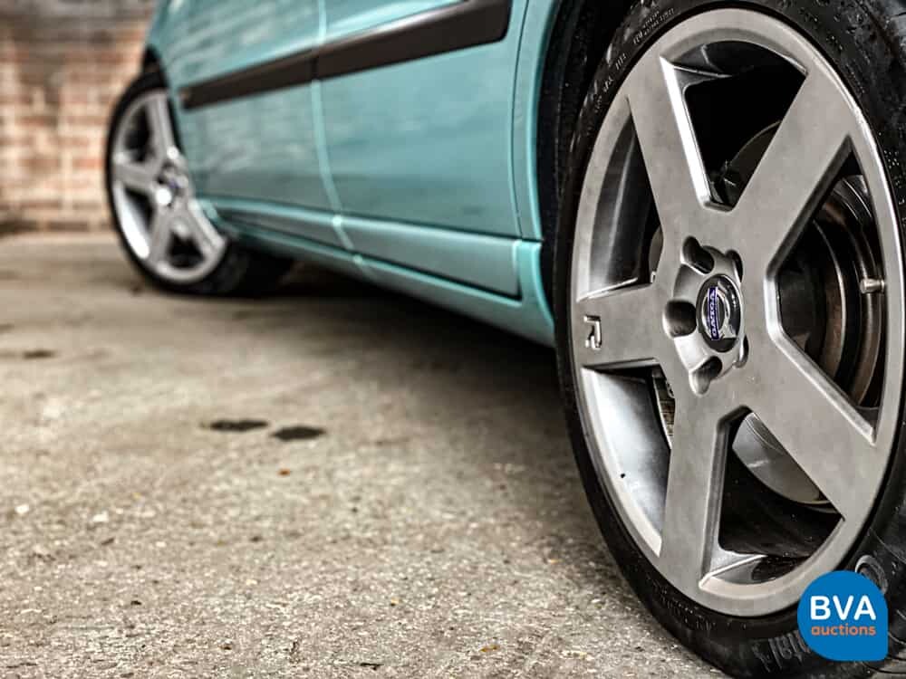 Volvo S60R2.5 AWD 299 PS 2005 -Org NL-, 22-RF-SH.