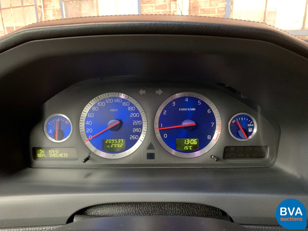 Volvo S60R2.5 AWD 299 PS 2005 -Org NL-, 22-RF-SH.