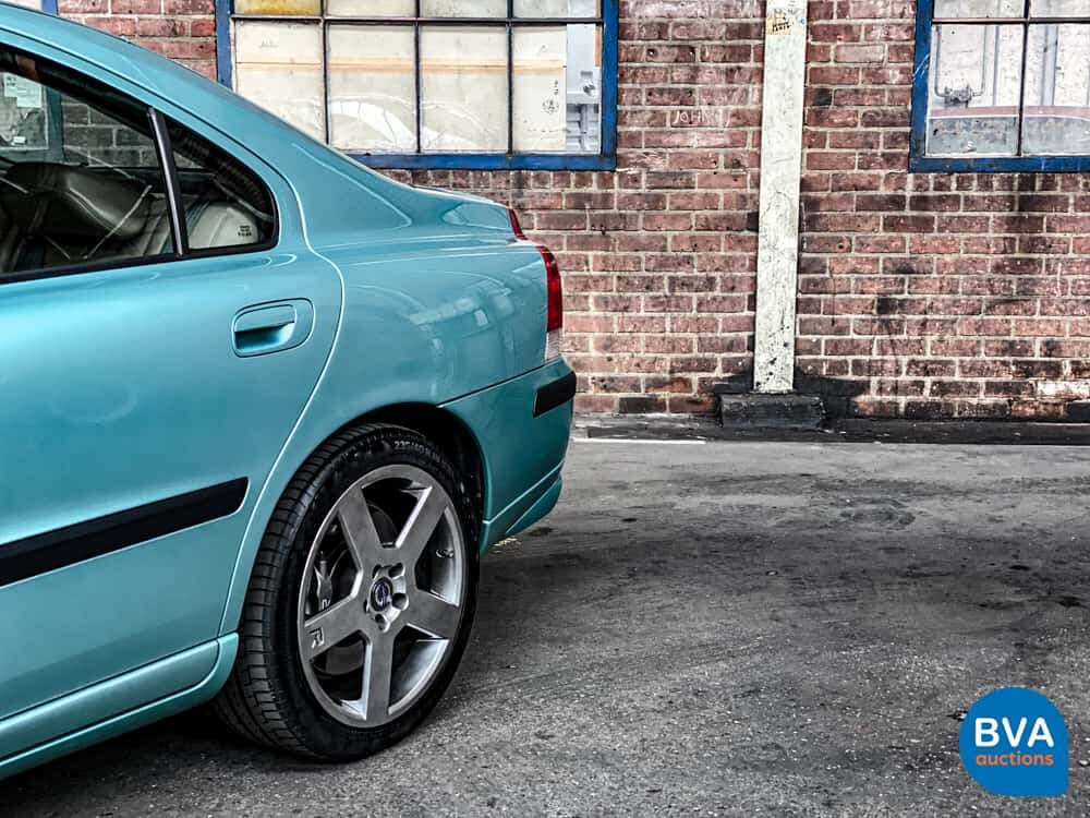 Volvo S60R2.5 AWD 299 PS 2005 -Org NL-, 22-RF-SH.