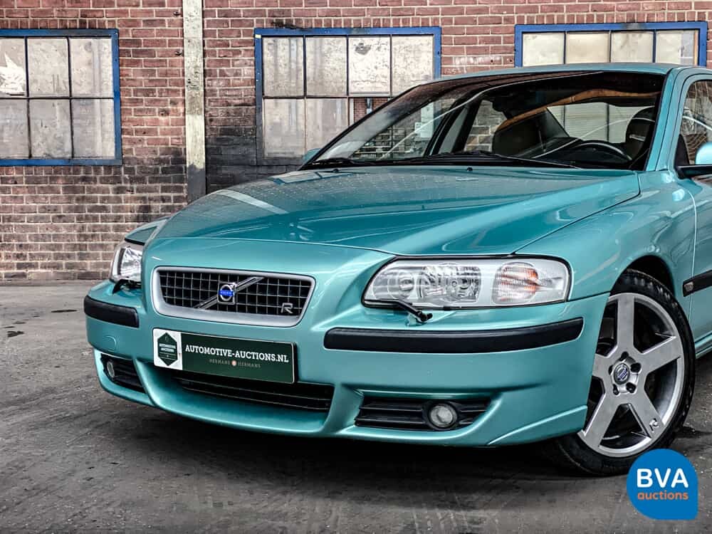 Volvo S60R2.5 AWD 299hp 2005 -Org NL-, 22-RF-SH.