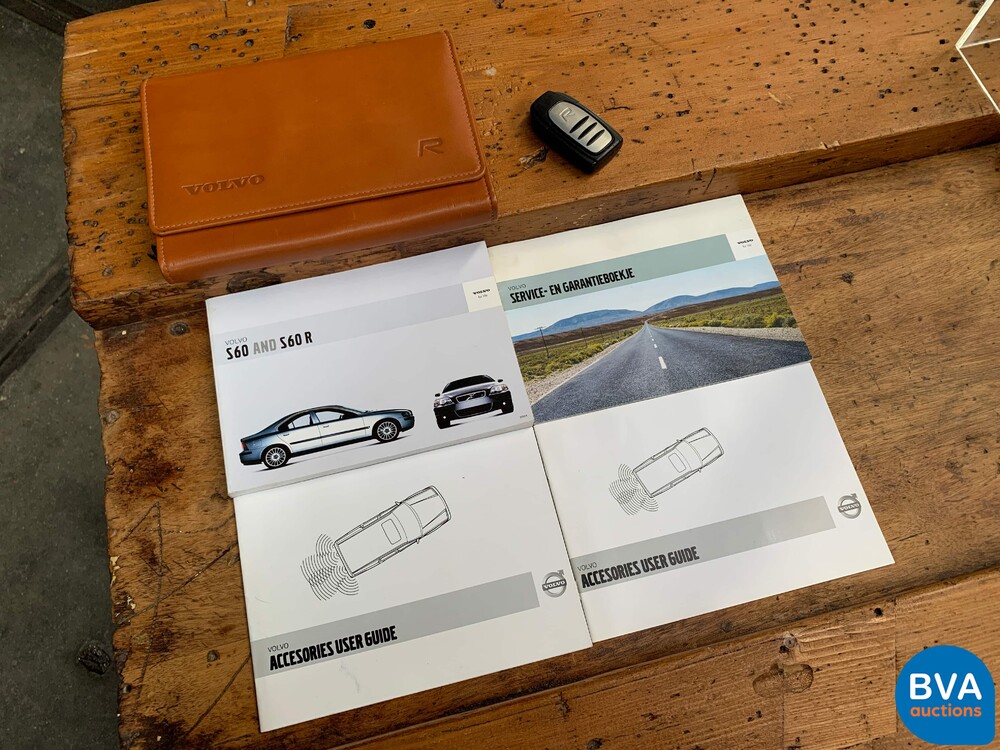 Volvo S60R2.5 AWD 299 PS 2005 -Org NL-, 22-RF-SH.