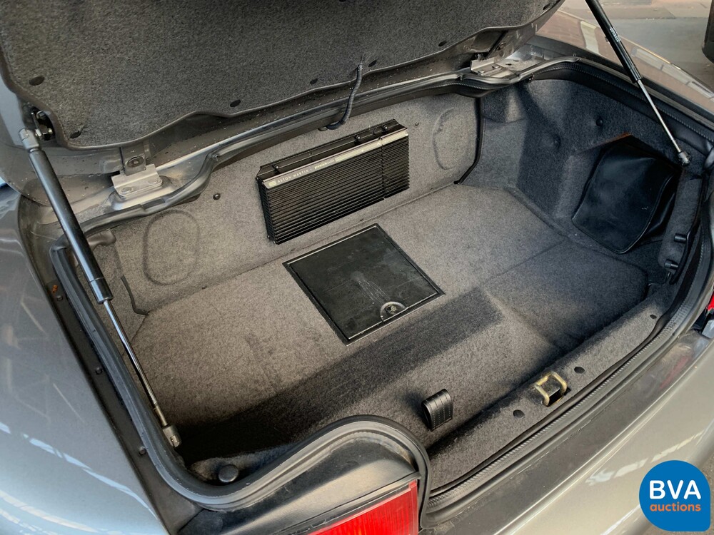 Aston Martin DB7 5.9 V12 Vantage Cabriolet 420 PS 2002.