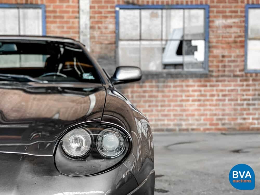 Aston Martin DB7 5.9 V12 Vantage Cabriolet 420 PS 2002.