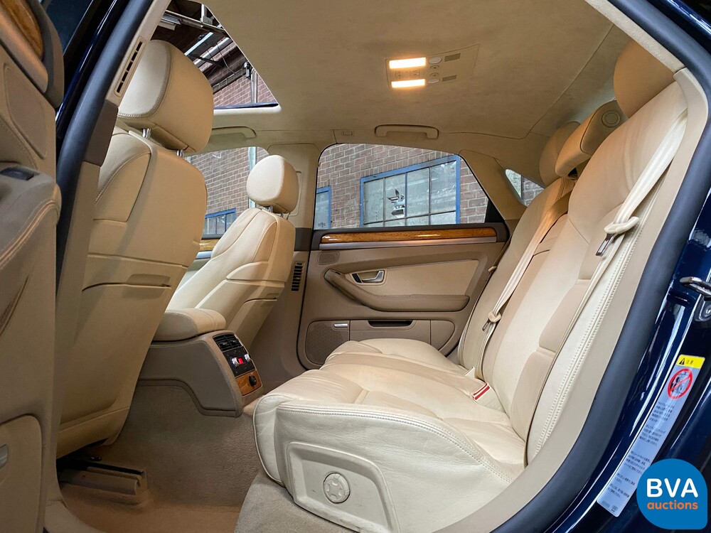 Audi A8 Lang 6.0 W12 Quattro Pro Line 450 PS 2006.