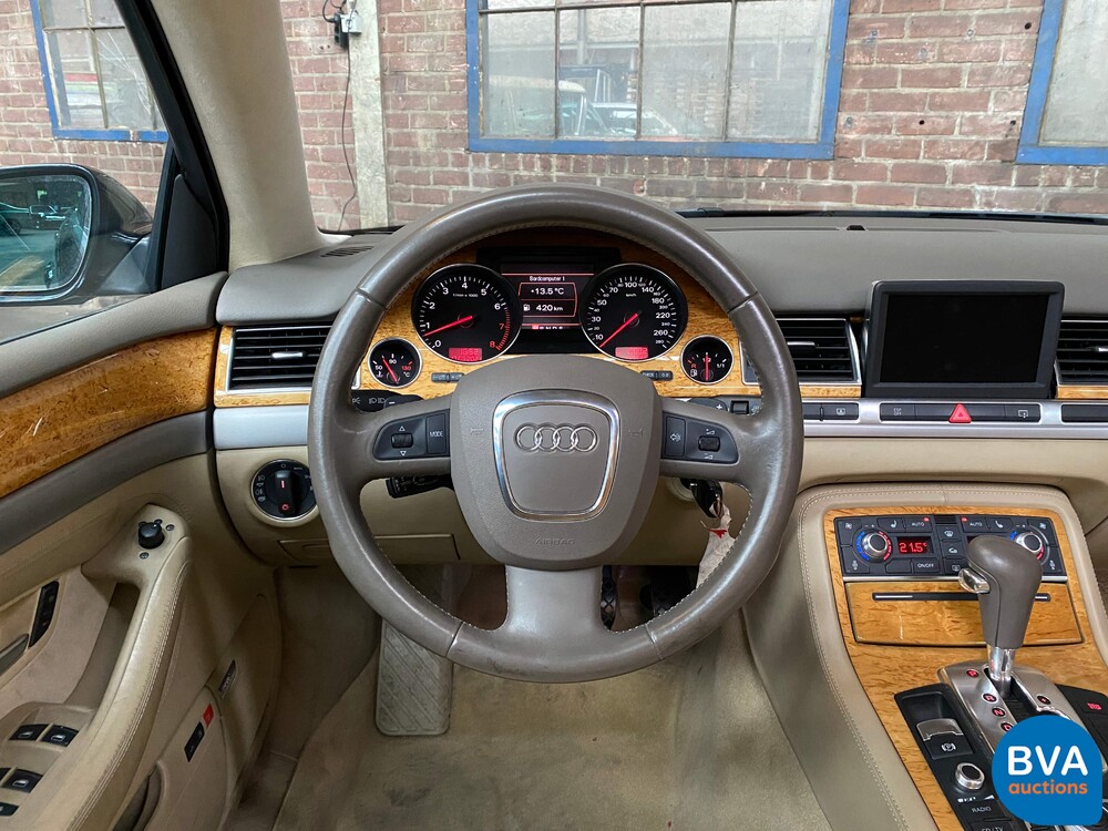 Audi A8 Lang 6.0 W12 Quattro Pro Line 450 PS 2006.