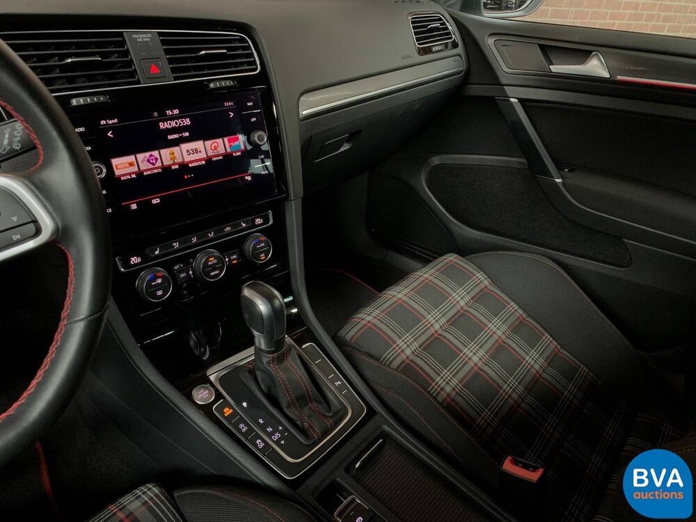 Volkswagen Golf GTI2.0 TSI Performance 245 PS 2020 FACELIFT, K-876-HF.