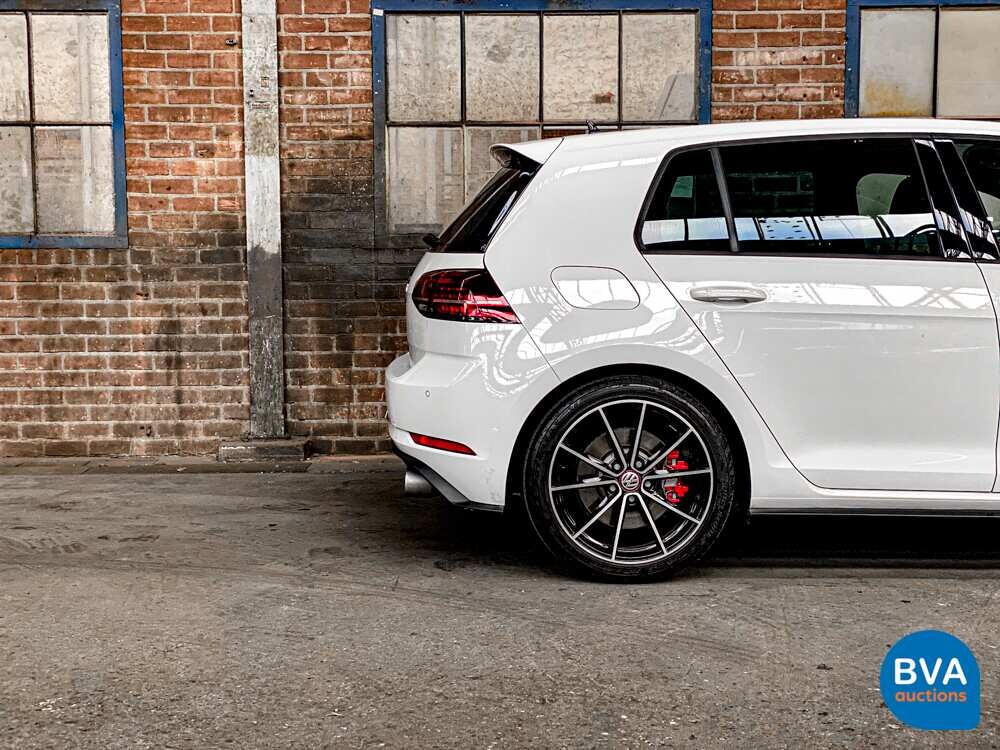 Volkswagen Golf GTI2.0 TSI Performance 245 PS 2020 FACELIFT, K-876-HF.