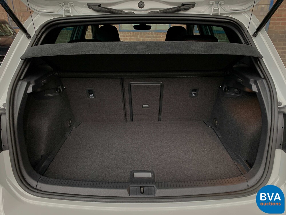 Volkswagen Golf GTI2.0 TSI Performance 245 PS 2020 FACELIFT, K-876-HF.