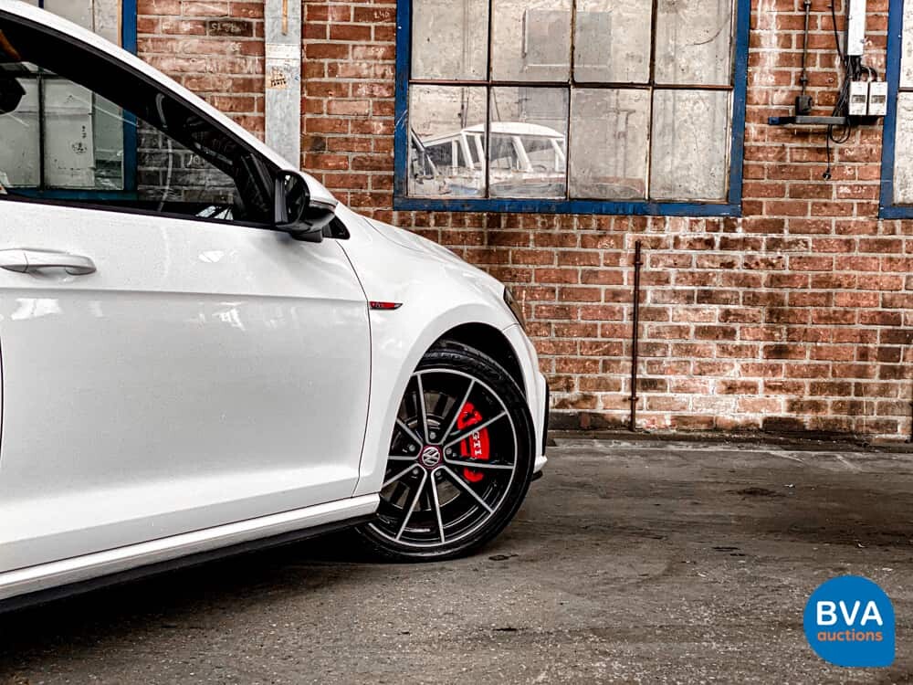 Volkswagen Golf GTI2.0 TSI Performance 245 PS 2020 FACELIFT, K-876-HF.