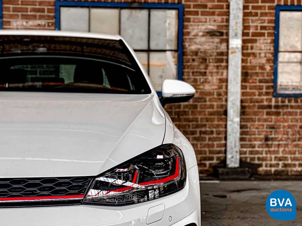 Volkswagen Golf GTI2.0 TSI Performance 245 PS 2020 FACELIFT, K-876-HF.