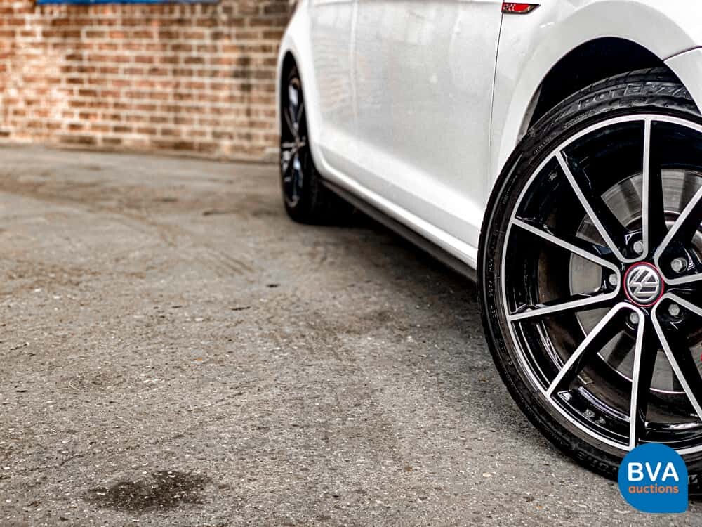 Volkswagen Golf GTI2.0 TSI Performance 245 PS 2020 FACELIFT, K-876-HF.