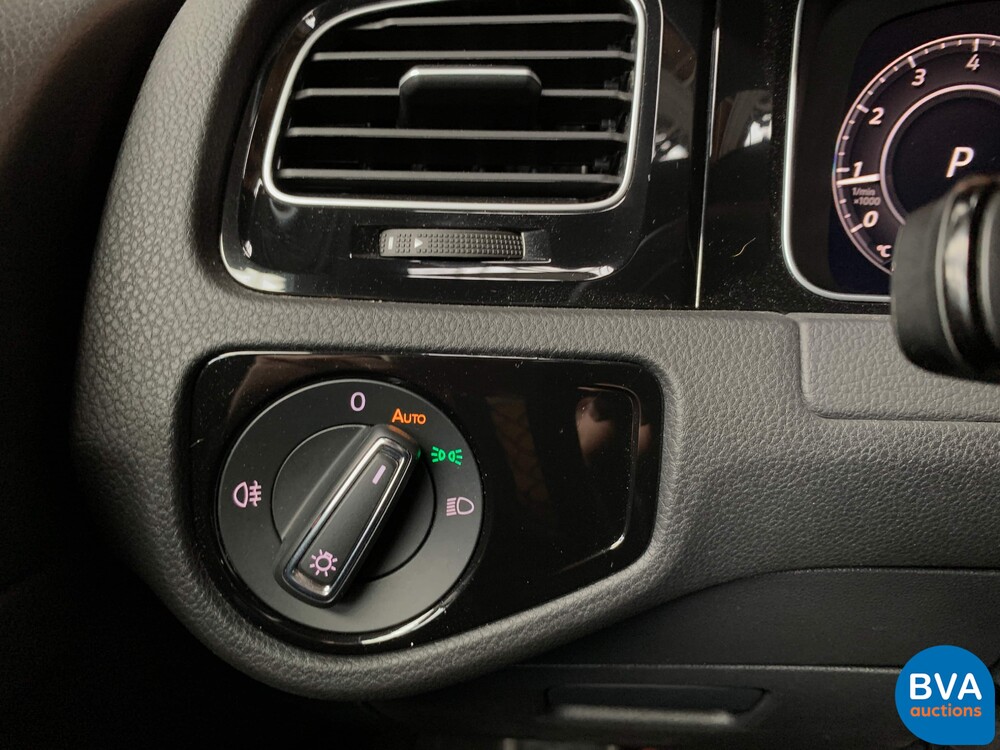 Volkswagen Golf GTI2.0 TSI Performance 245 PS 2020 FACELIFT, K-876-HF.