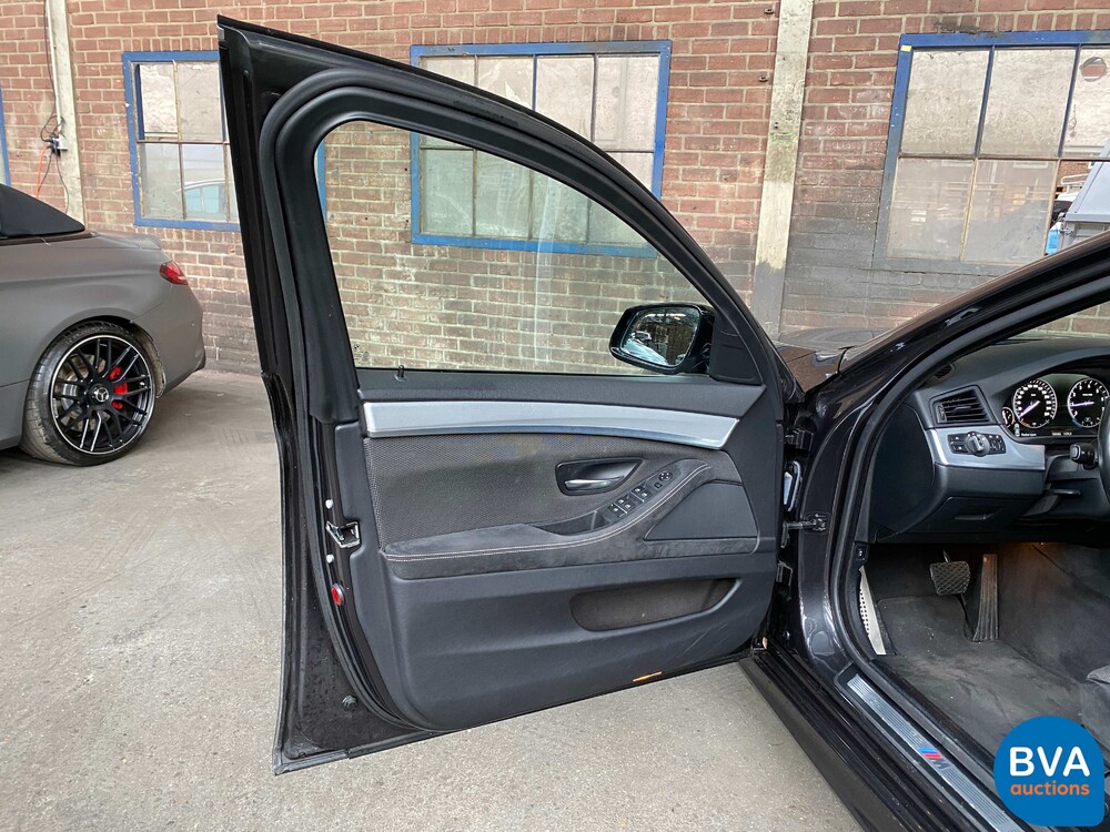 BMW 528i Limousine M-Sport 245 PS 5er 2013 ORG-NL, 2-SFB-50.