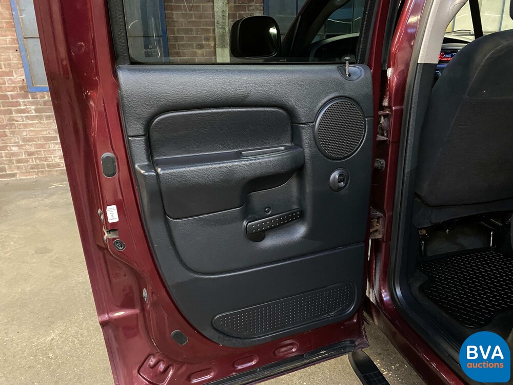 Ausweichen Ram 5.9 V8 1500 245 PS 2002.