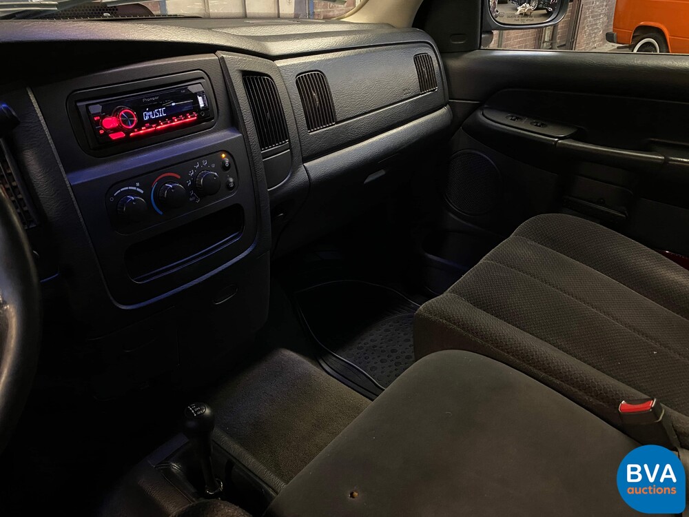 Ausweichen Ram 5.9 V8 1500 245 PS 2002.