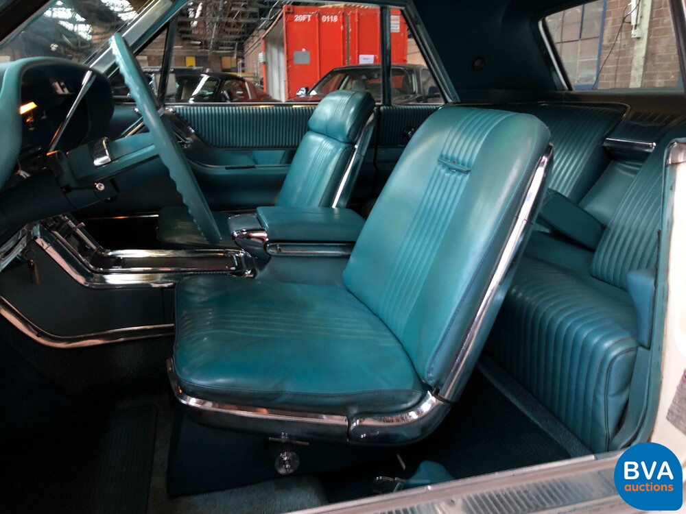 Ford Thunderbird 6.2 V8 314 PS 1965, DZ-87-06.