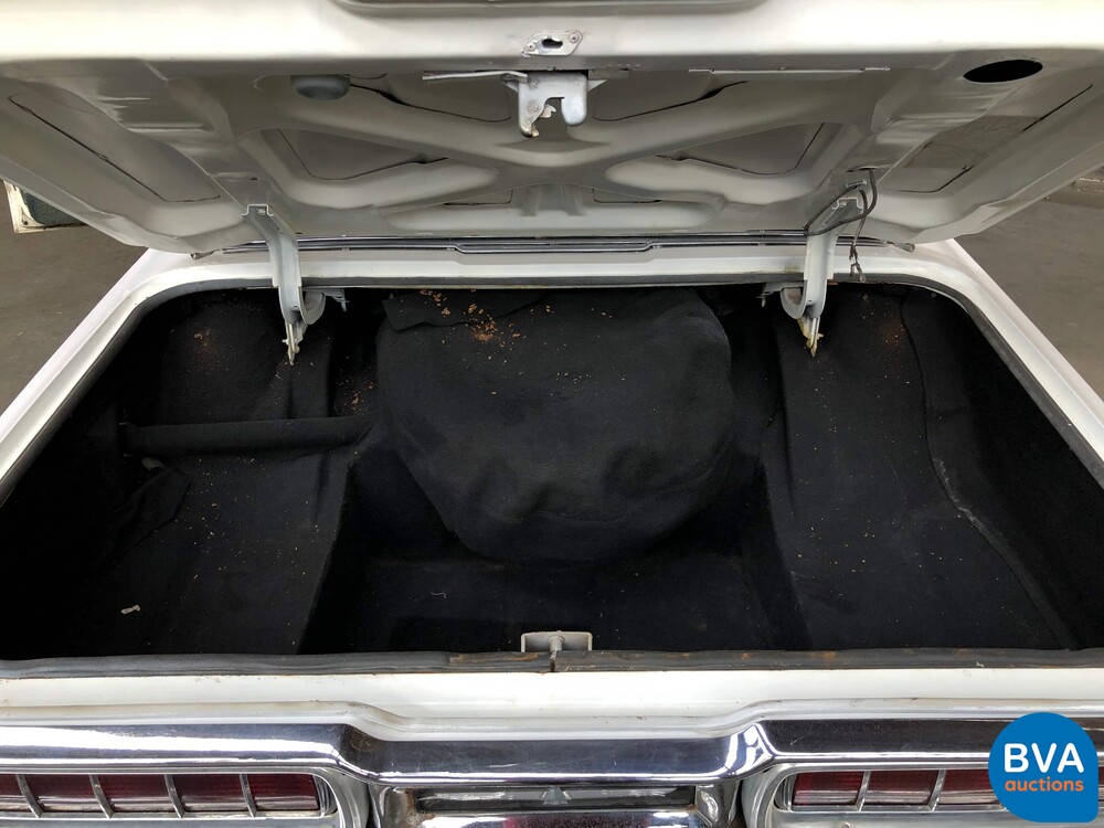 Ford Thunderbird 6.2 V8 314 PS 1965, DZ-87-06.