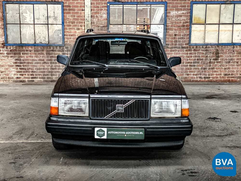 Volvo 240 Polar 2.3i 113 PS 1993, HB-ZN-05.