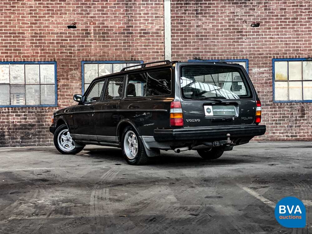 Volvo 240 Polar 2.3i 113 PS 1993, HB-ZN-05.