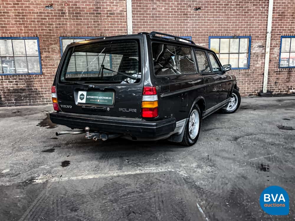 Volvo 240 Polar 2.3i 113 PS 1993, HB-ZN-05.