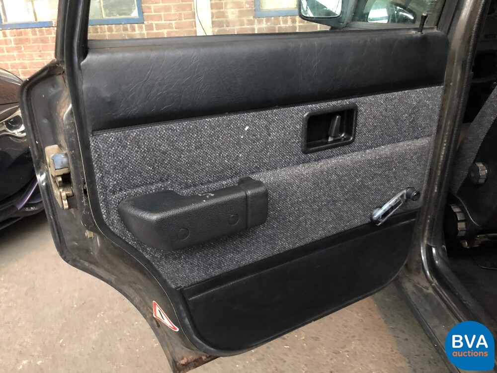 Volvo 240 Polar 2.3i 113 PS 1993, HB-ZN-05.