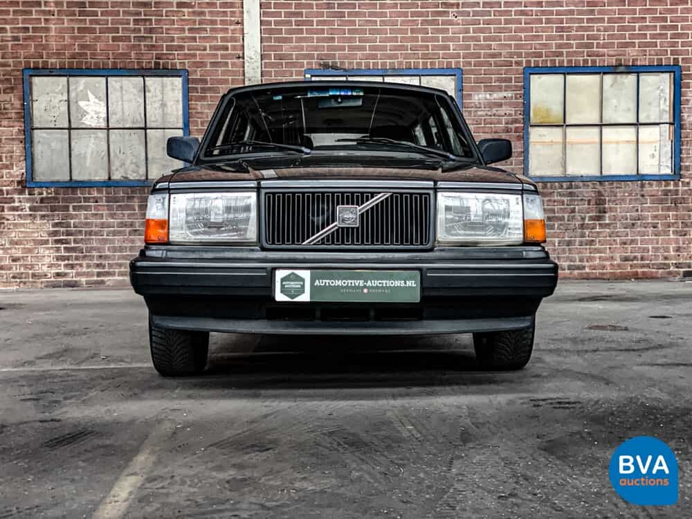 Volvo 240 Polar 2.3i 113 PS 1993, HB-ZN-05.