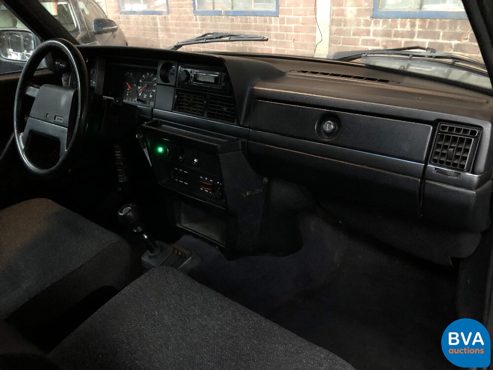 Volvo 240 Polar 2.3i 113 PS 1993, HB-ZN-05.