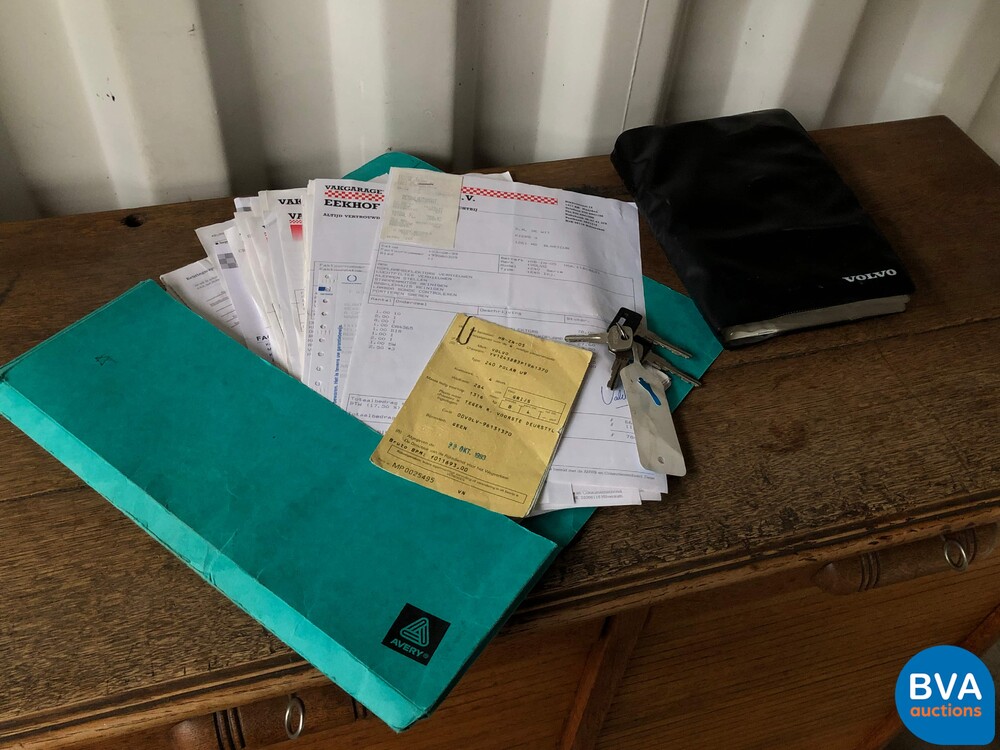 Volvo 240 Polar 2.3i 113 PS 1993, HB-ZN-05.