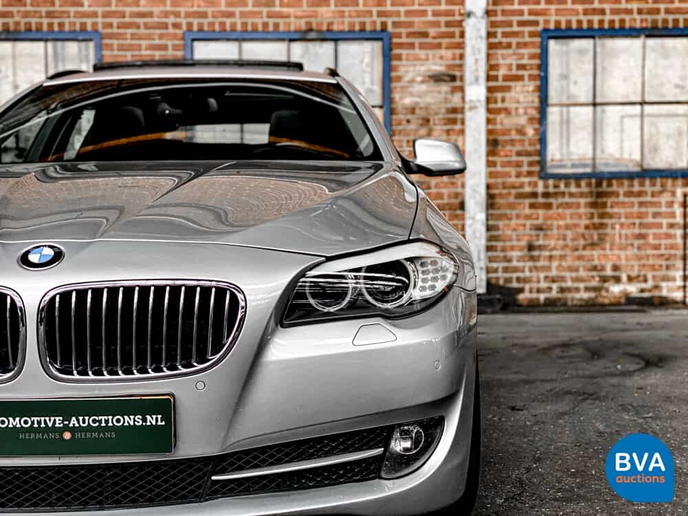 BMW 523i Touring 5er 204 PS 2010, GB-549-J.