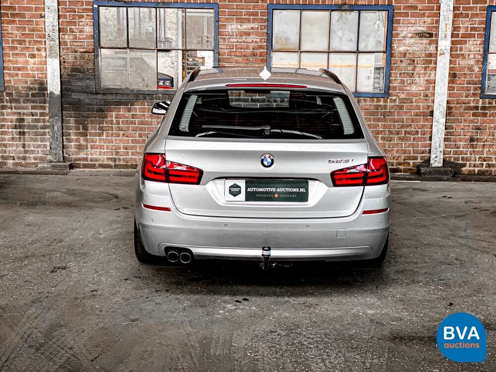 BMW 523i Touring 5er 204 PS 2010, GB-549-J.