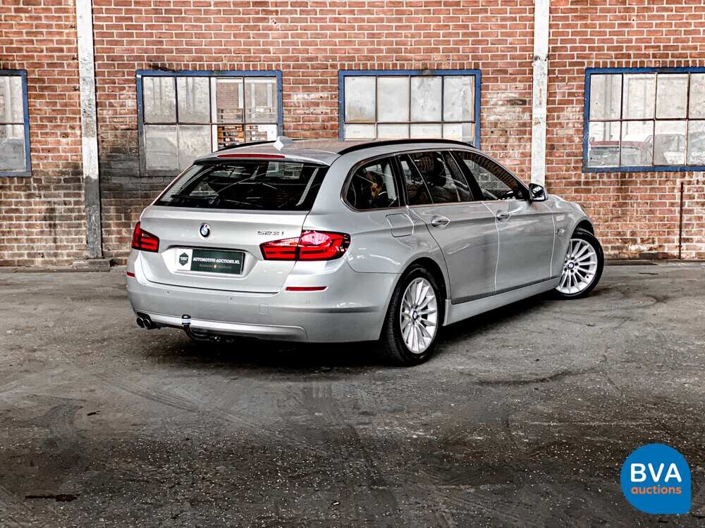 BMW 523i Touring 5er 204 PS 2010, GB-549-J.