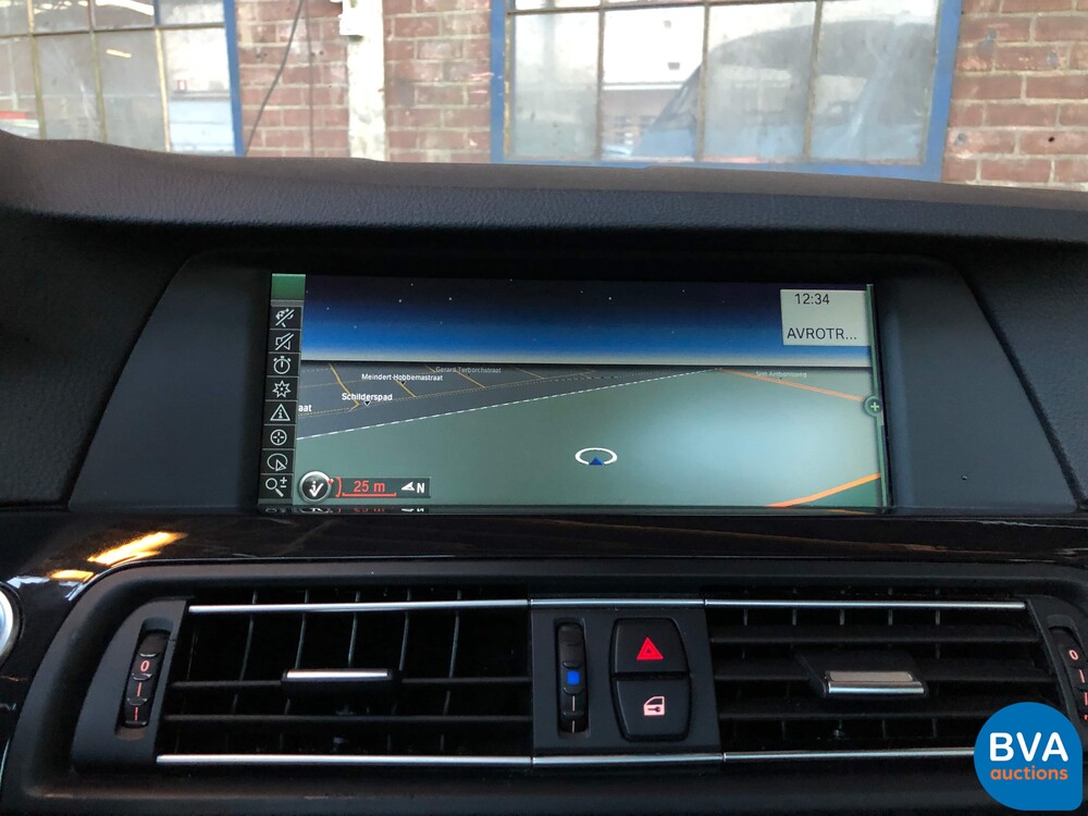 BMW 523i Touring 5er 204 PS 2010, GB-549-J.