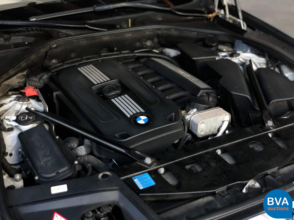 BMW 523i Touring 5er 204 PS 2010, GB-549-J.