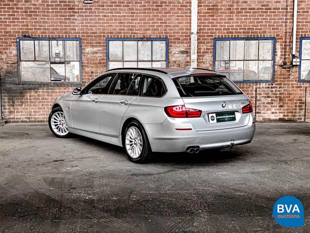 BMW 523i Touring 5er 204 PS 2010, GB-549-J.