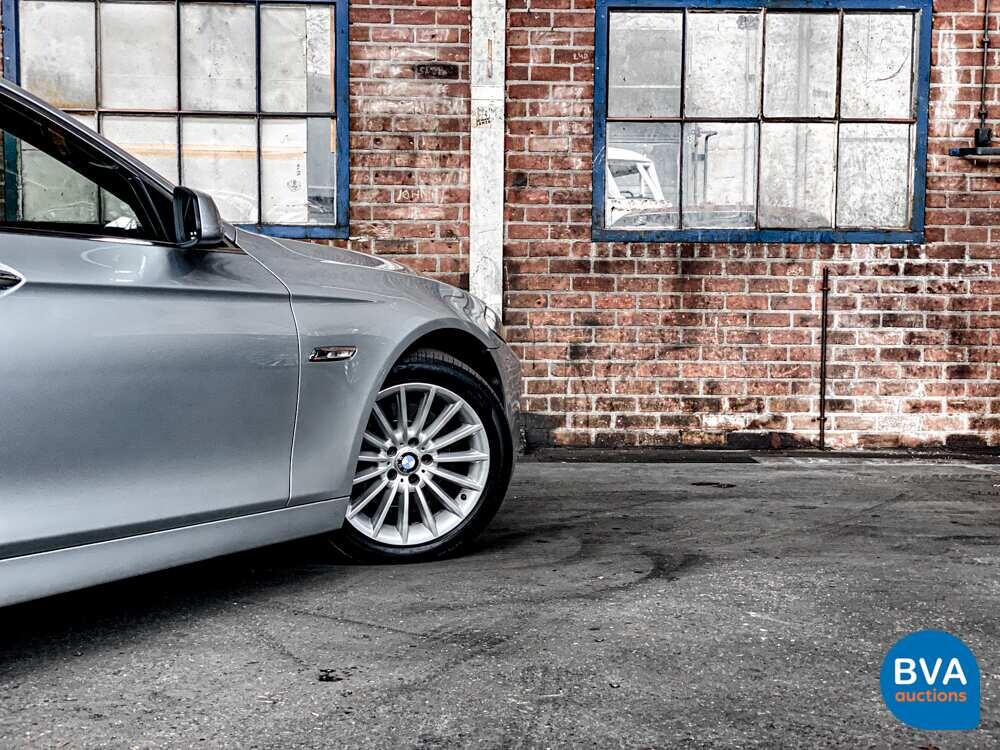 BMW 523i Touring 5er 204 PS 2010, GB-549-J.