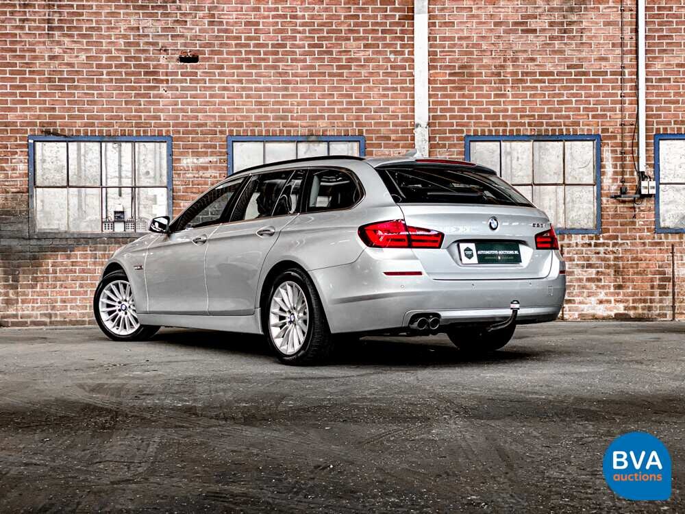BMW 523i Touring 5er 204 PS 2010, GB-549-J.