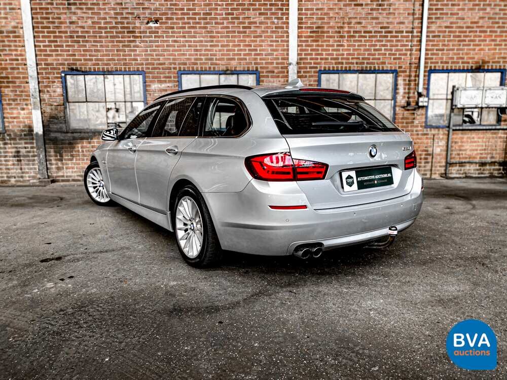 BMW 523i Touring 5er 204 PS 2010, GB-549-J.