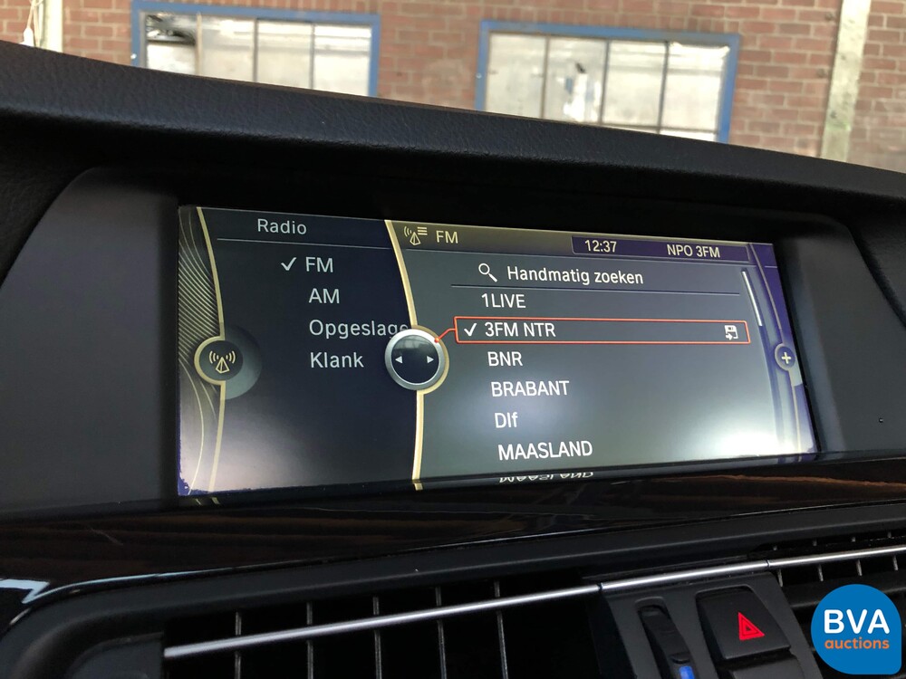 BMW 523i Touring 5er 204 PS 2010, GB-549-J.