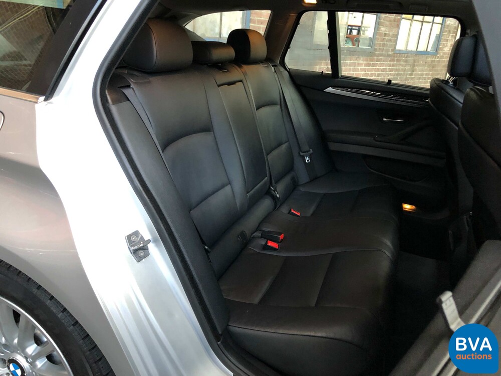 BMW 523i Touring 5er 204 PS 2010, GB-549-J.