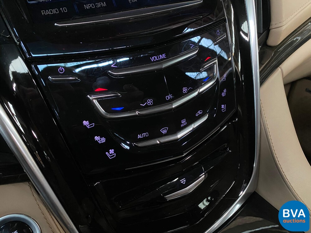 Cadillac-Eskalade 6.2 V8 Platinum 8-Personen 426 PS 2018, J-730-HK.