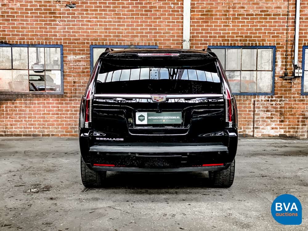 Cadillac-Eskalade 6.2 V8 Platinum 8-Personen 426 PS 2018, J-730-HK.