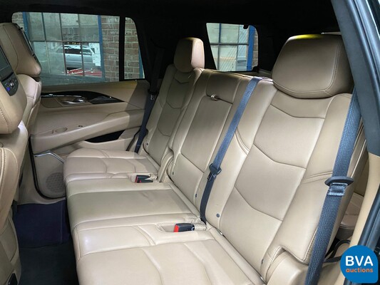 Cadillac-Eskalade 6.2 V8 Platinum 8-Personen 426 PS 2018, J-730-HK.
