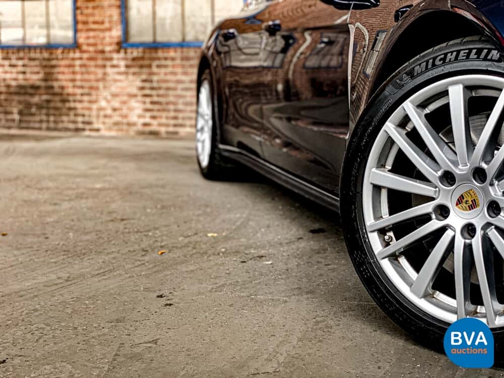 Porsche Panamera 4 E-Hybrid Executive (LWB) Sportchrono 462pk 2.9 V6 2017 -Org NL-, PG-784-J.