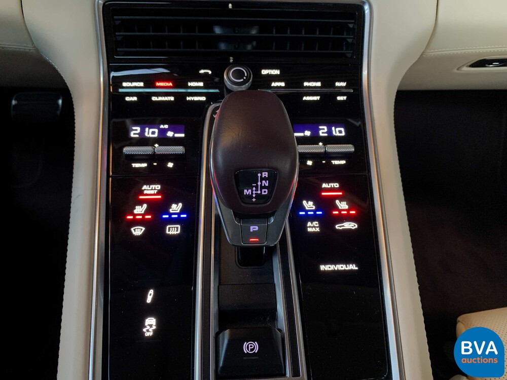 Porsche Panamera 4 E-Hybrid Executive (LWB) Sportchrono 462pk 2.9 V6 2017 -Org NL-, PG-784-J.