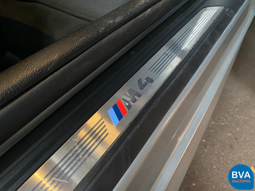 BMW M4 Coupé M-Sport 431 PS 4-Serie 2016.